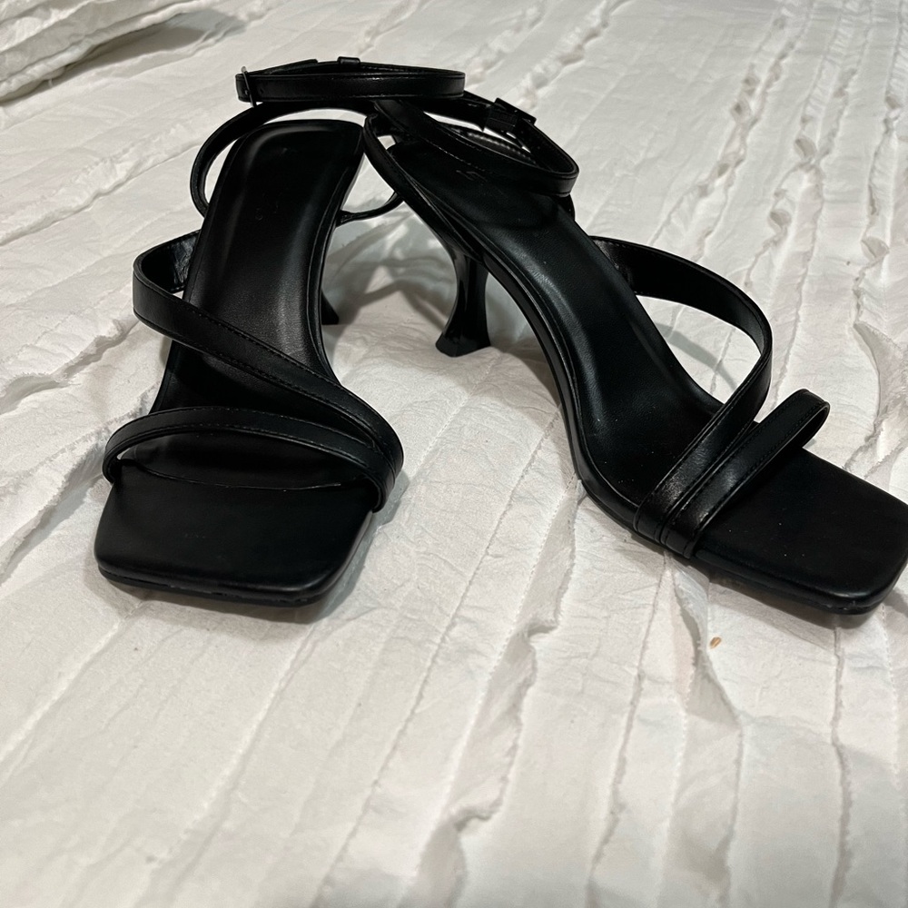 Elegant Black Strappy Heels